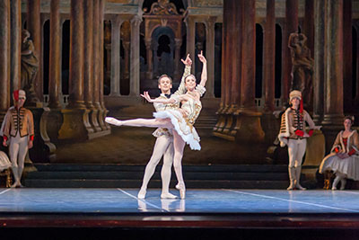 Ashley Lynn Sherman, Frank Shott and Artists of Ballet Austin in Sleeping  Beauty.  Photo by Tony Spielberg.