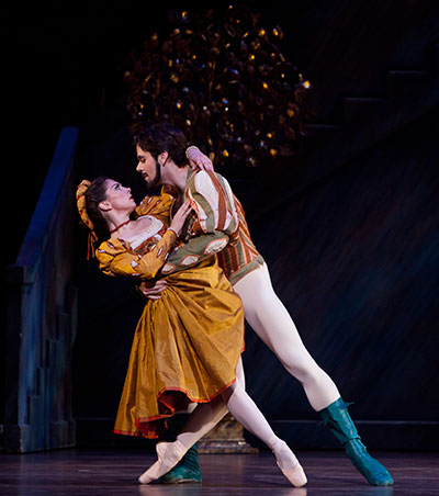 Houston Ballet principals Melody Mennite and Connor Walsh in John Cranko’s The Taming of the Shrew. Photo by Amitava Sarkar.