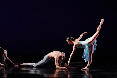 SPA presents Paul Taylor Dance Company on Oct 12 at Jones Hall Airs by Paul Taylor photos by Paul B. Goode.   