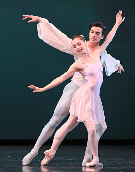 Melody Mennite and Joseph Walsh in Balanchine's  Ballo della Regina Photo by Amitava Sarkar. 