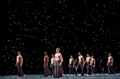  Artists of Houston Ballet in Edwaard Liang's Murmuration. Photo by Amitava Sarkar.