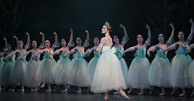 Kelly Myernick and Artists of Houston Ballet in Giselle. Photo by Amitava Sarkar.