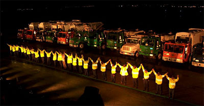 Trash Dance Still – Performers and Choreographer Allison Orr Take a Bow. Courtesy of Andrew Garrison.