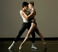 Ballet San Antonio Principal dancers Sarah Pautz & Jayson Pescasio Photo by Alexander Devora.