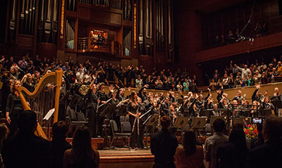  Final bow at Meyerson Symphony Center. Photo by Jim Gardena.