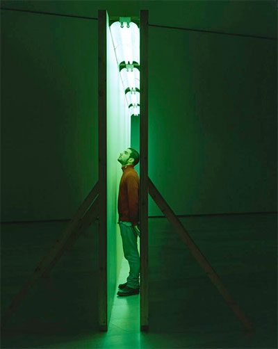 Bruce Nauman, Green Light Corridor, 1970. Painted wallboard and fluorescent light fixtures with green lamps. 10 x 40 x 1 feet, dimensions variable. Installation view, Changing Perceptions: The Panza Collection at the Guggenheim Museum, Guggenheim Museum Bilbao, Spain, 2000. Artwork © 2015 Bruce Nauman / Artists Rights Society (ARS), New York. Courtesy the Solomon R. Guggenheim Museum, New York. Panza Collection, Gift. Image © the Solomon R. Guggenheim Museum, New York. Photograph by Erika Barahona Ede.