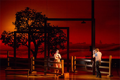 Andrew Samonsky (Robert) and Elizabeth Stanley (Francesca) in the national tour of THE BRIDGES OF MADISON COUNTY.