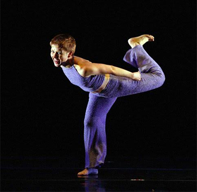 Jennifer Mabus dancing Takademe by Robert Battle at Battleworks. Photo by Sharen Bradford.