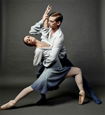 Leticia Oliveira and Carl Coomer in Texas Ballet Theater production of Ben Stevenson’s Five Poems. Photo by Steven Visneau.