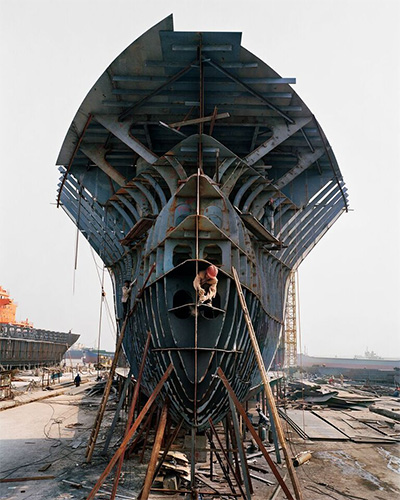 Edward Burtynsky. China Shipyard.