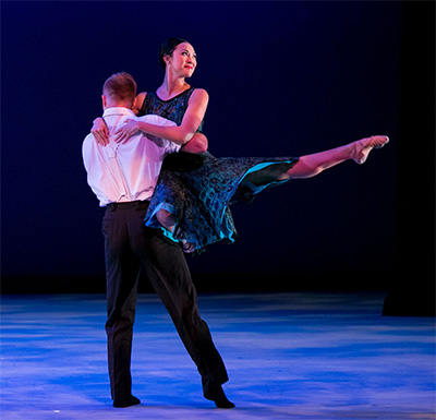 Harry Feril and Kimi Nikaidoh in Bruce Wood’s love, b. Photo by Brian Guilliaux.